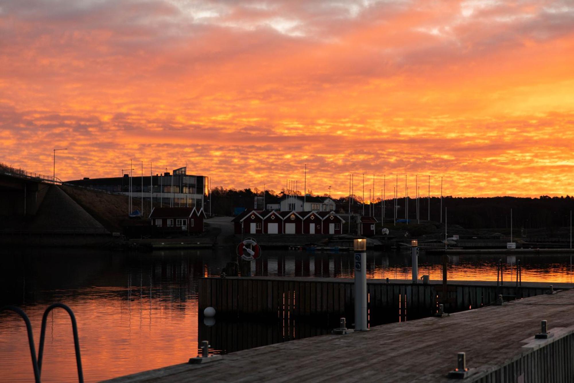 Stenungsbaden Yacht Club Stenungsund Exterior photo